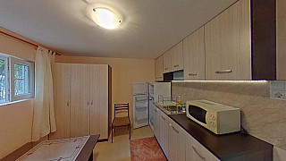 Cliquez pour charger la visite virtuelle